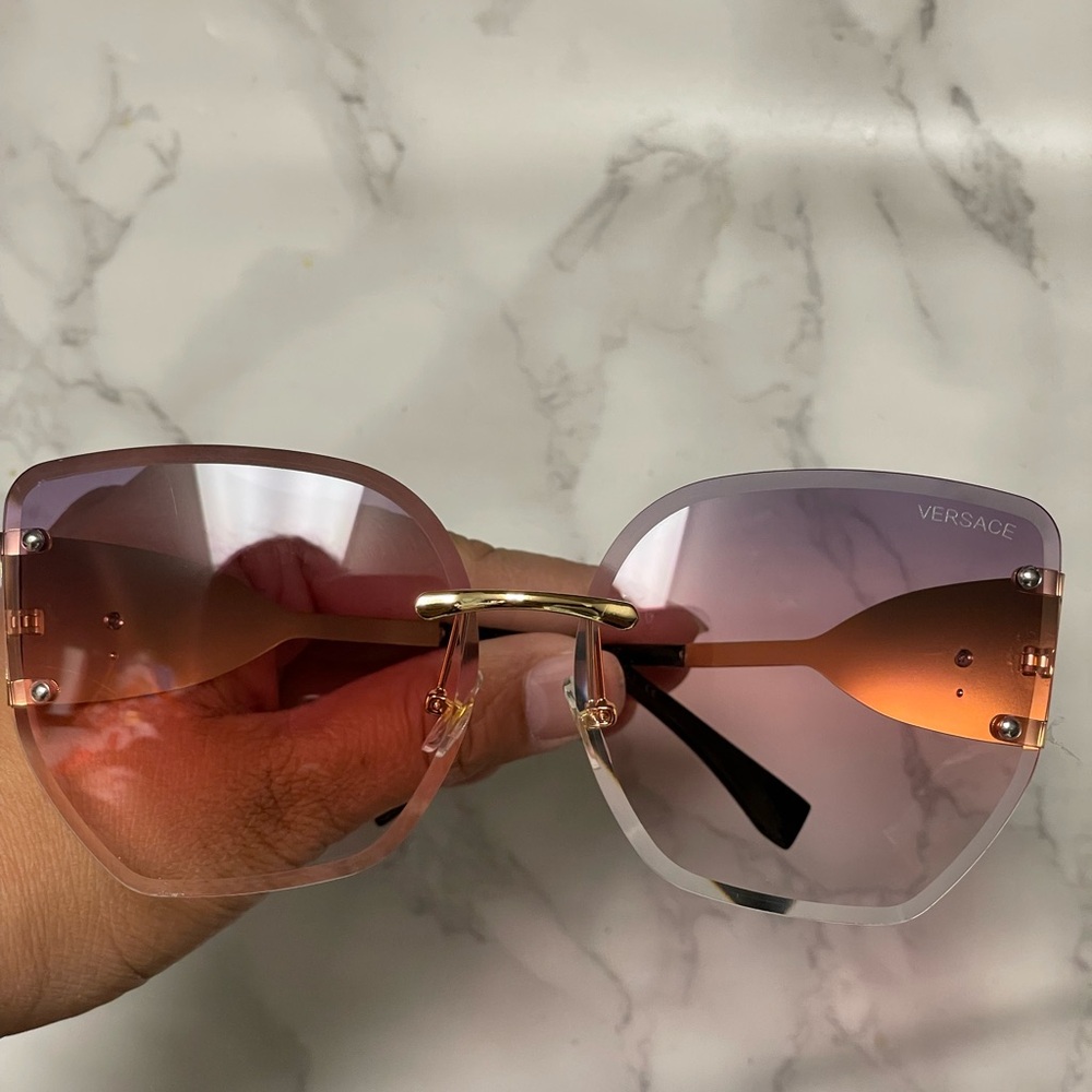 Two tone fashion sunglasses